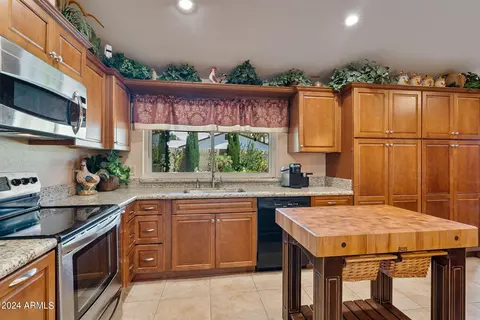 4372 E Winchcomb Dr, Phoenix, AZ 85032 photo 21