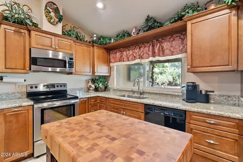 4372 E Winchcomb Dr, Phoenix, AZ 85032 photo 20
