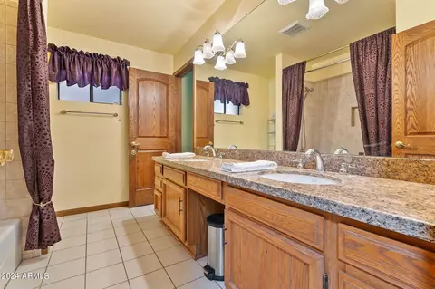 4372 E Winchcomb Dr, Phoenix, AZ 85032 photo 33
