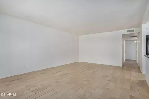5207 N 18th Dr, Phoenix, AZ 85015 photo 4