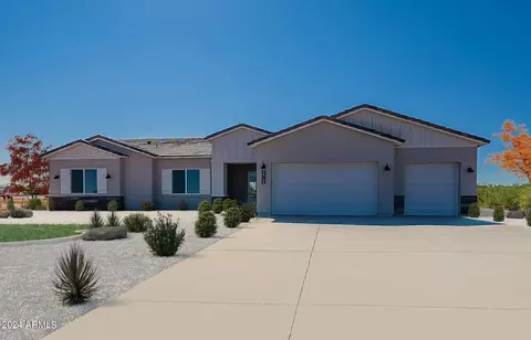 2008 W Lucky Ln, Queen Creek, AZ 85144