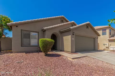2413 W Carson Rd, Phoenix, AZ 85041 photo 3