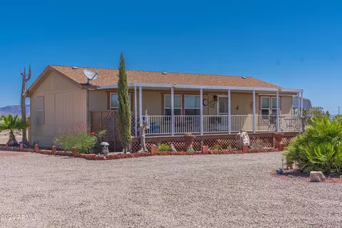 66847 66th St, Salome, AZ 85348