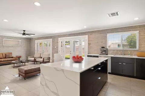 126 E Balboa Dr, Tempe, AZ 85282 photo 16