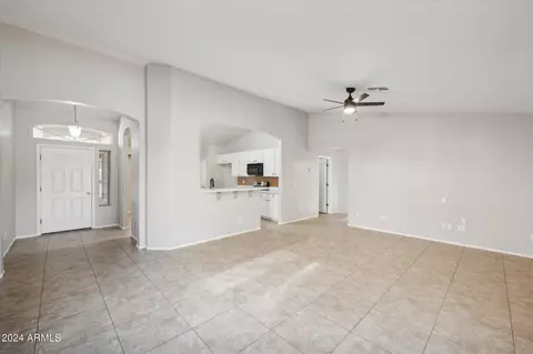 3346 W White Canyon Rd, San Tan Valley, AZ 85142