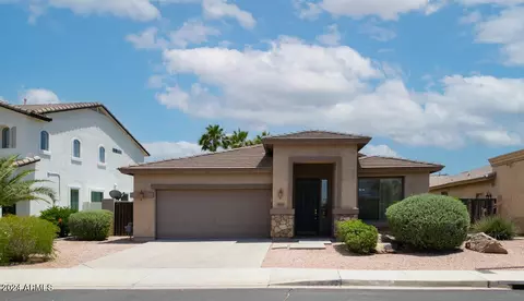 4093 E Clubview Dr, Gilbert, AZ 85298
