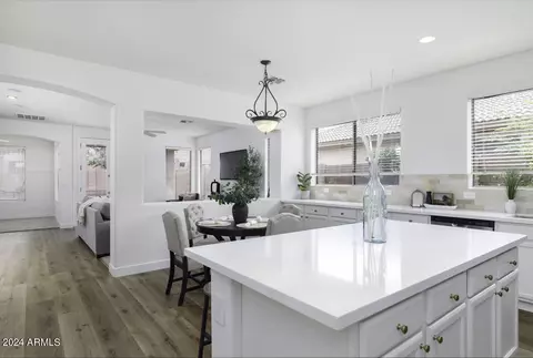 4093 E Clubview Dr, Gilbert, AZ 85298 photo 7