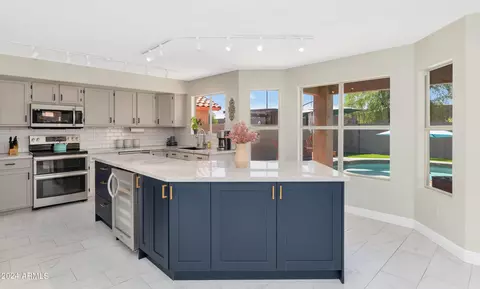 1731 E Windsong Dr, Phoenix, AZ 85048 photo 8