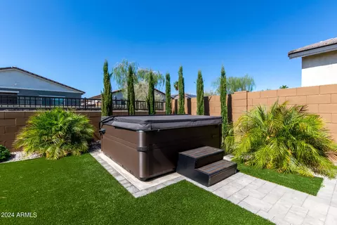 2762 E Fossil Ridge Rd, Phoenix, AZ 85050 photo 15