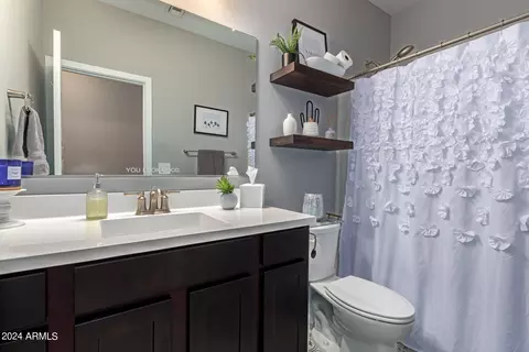 2762 E Fossil Ridge Rd, Phoenix, AZ 85050 photo 12
