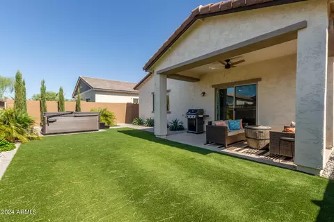 2762 E Fossil Ridge Rd, Phoenix, AZ 85050 photo 16