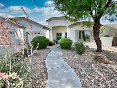 3141 E Hampton Ln, Gilbert, AZ 85295