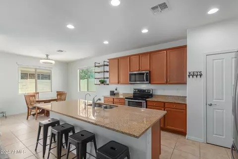 9814 E Solstice Ave, Mesa, AZ 85212 photo 3