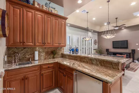 Kitchen - 1775 S 131st St, Gilbert, AZ 85233 photo 8 of 10