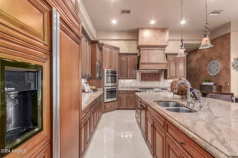 Kitchen - 1775 S 131st St, Gilbert, AZ 85233 photo 6 of 10