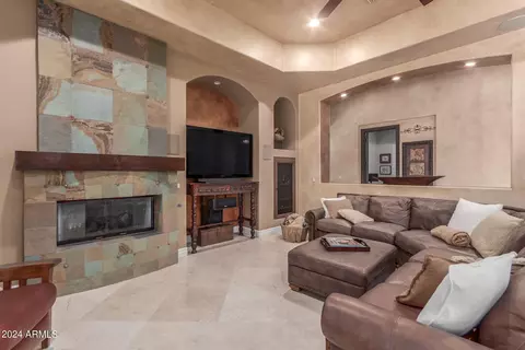 Living - 1775 S 131st St, Gilbert, AZ 85233 photo 3 of 7