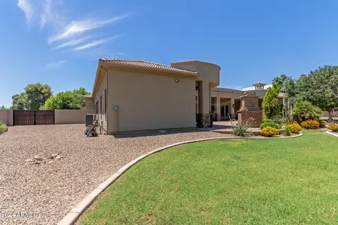 Exterior - 1775 S 131st St, Gilbert, AZ 85233 photo 31 of 32