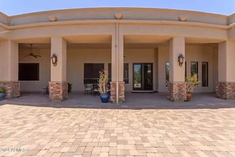 Exterior - 1775 S 131st St, Gilbert, AZ 85233 photo 4 of 32