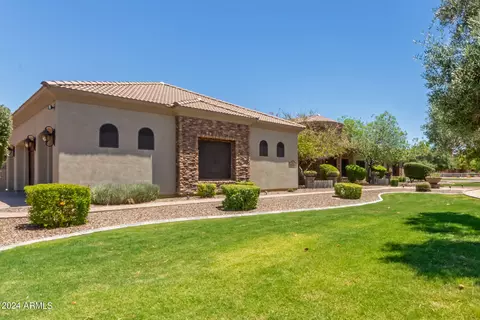 Exterior - 1775 S 131st St, Gilbert, AZ 85233 photo 27 of 32