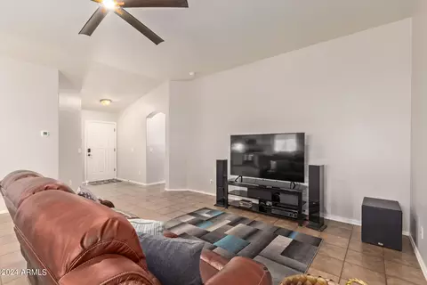 4108 E Chambers St, Phoenix, AZ 85040 photo 4
