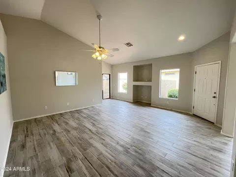 3229 W Walden Ct, Anthem, AZ 85086