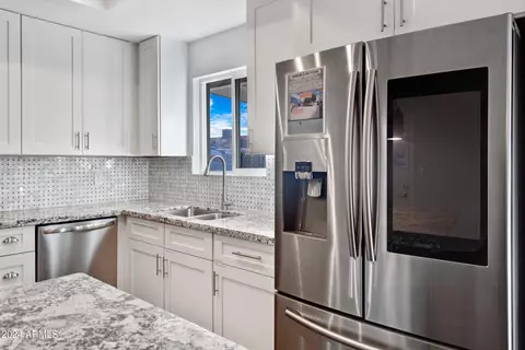 2330 E Hermosa Dr, Tempe, AZ 85282 photo 12