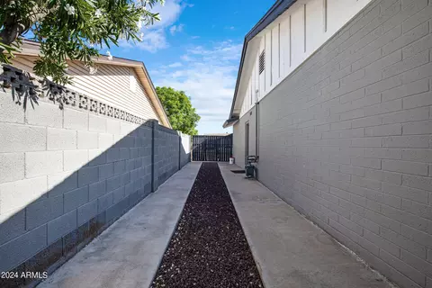 2330 E Hermosa Dr, Tempe, AZ 85282 photo 26