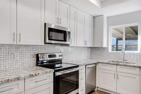 2330 E Hermosa Dr, Tempe, AZ 85282 photo 11