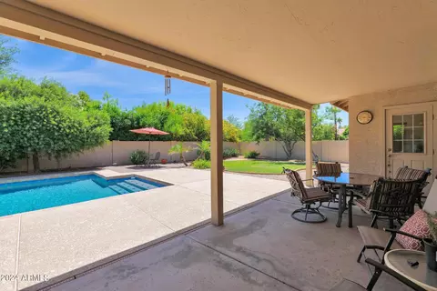 257 E Sarah Ln, Tempe, AZ 85284 photo 4