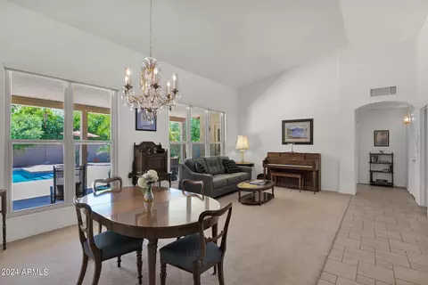 257 E Sarah Ln, Tempe, AZ 85284 photo 11