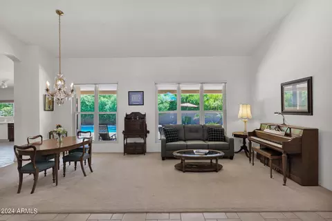 257 E Sarah Ln, Tempe, AZ 85284 photo 5