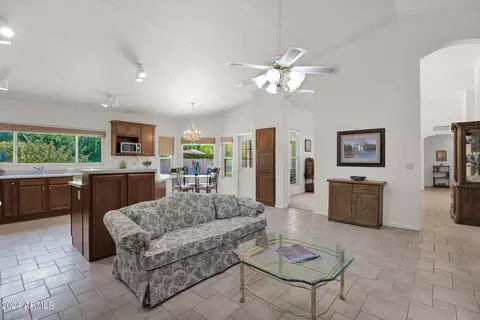 257 E Sarah Ln, Tempe, AZ 85284 photo 15