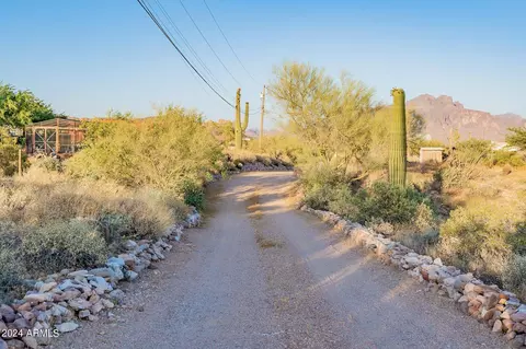 4951 N Apache Dr, Apache Junction, AZ 85120 photo 9