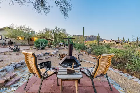 4951 N Apache Dr, Apache Junction, AZ 85120 photo 6