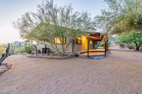 4951 N Apache Dr, Apache Junction, AZ 85120 photo 3