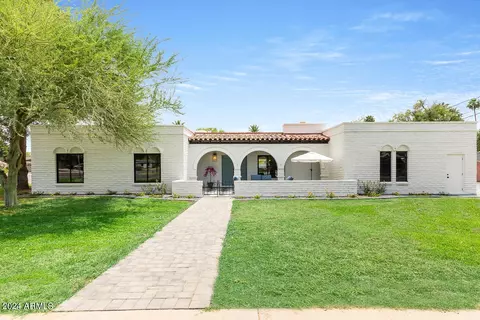 417 E Berridge Ln, Phoenix, AZ 85012