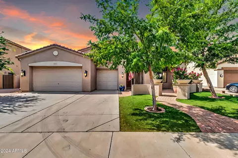 732 E Capricorn Way, Chandler, AZ 85249