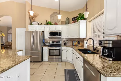 232 N Corrine Ct, Gilbert, AZ 85234 photo 19