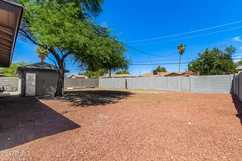 3041 N 37th Dr, Phoenix, AZ 85019 photo 33