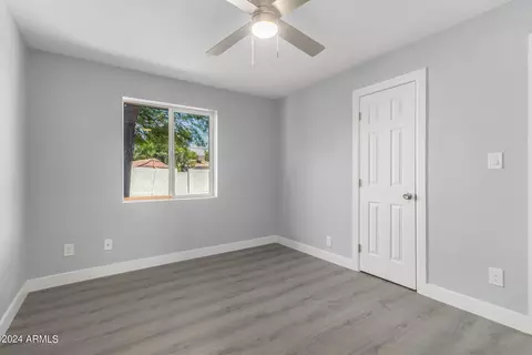 3041 N 37th Dr, Phoenix, AZ 85019 photo 20