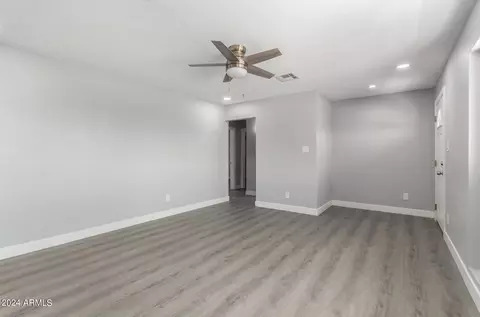 3041 N 37th Dr, Phoenix, AZ 85019 photo 11