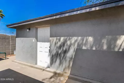 3041 N 37th Dr, Phoenix, AZ 85019 photo 34