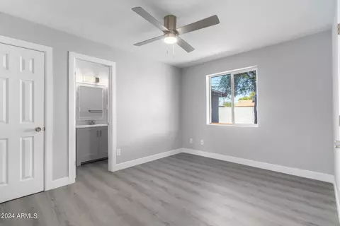 3041 N 37th Dr, Phoenix, AZ 85019 photo 18