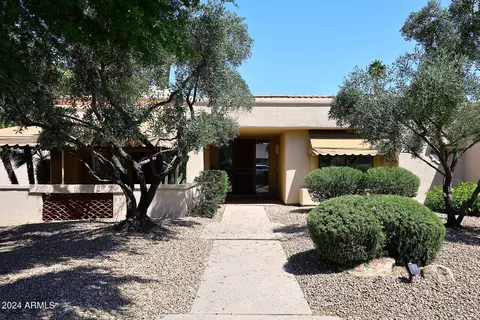 9674 E Cinnabar Ave, Scottsdale, AZ 85258