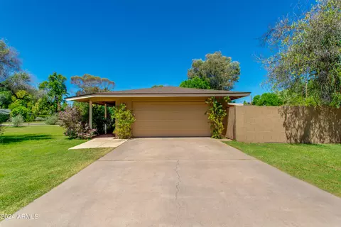 1002 W Solano Dr, Phoenix, AZ 85013 photo 4