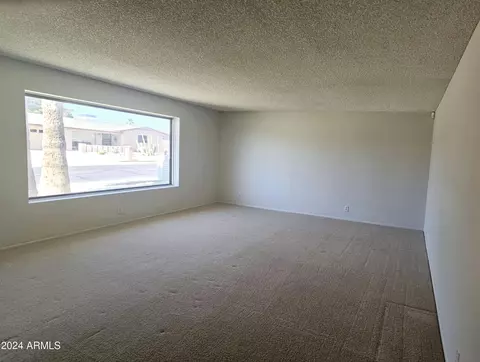6529 Ellis St, Mesa, AZ 85205 photo 4