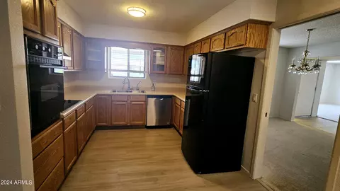 6529 Ellis St, Mesa, AZ 85205 photo 8