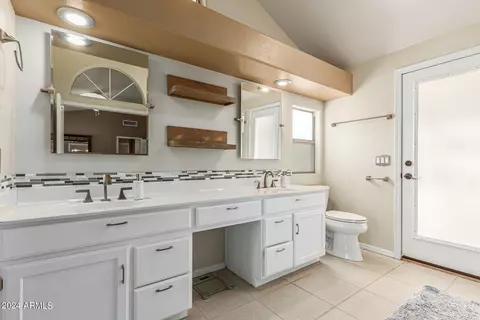 2323 E Willow Wick Rd, Gilbert, AZ 85296 photo 12