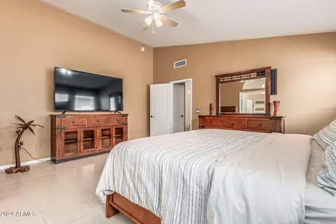 2323 E Willow Wick Rd, Gilbert, AZ 85296 photo 11