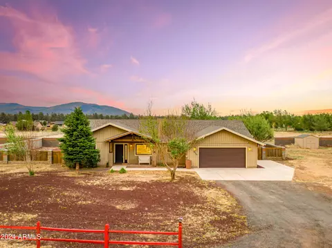 6130 E Firehouse Ln, Flagstaff, AZ 86004